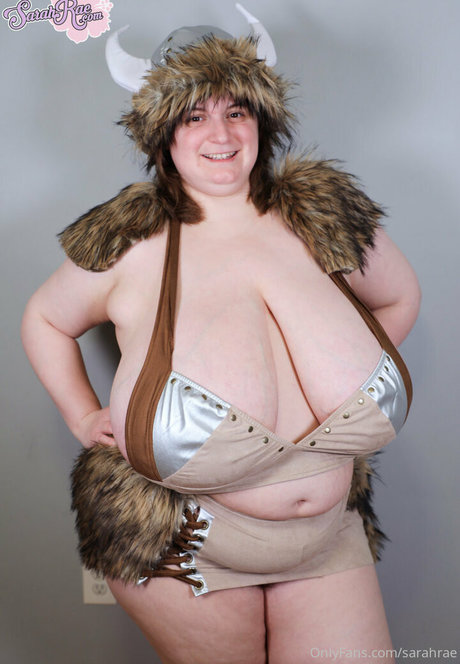 sarahrae sex model pic