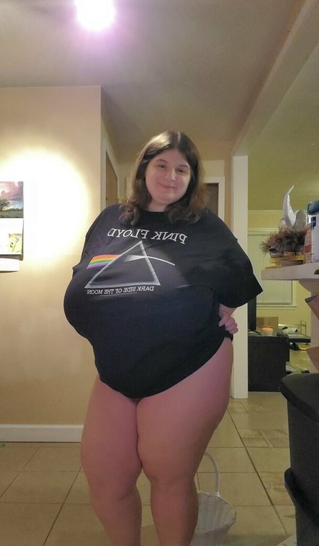 blonde wife onlyfans sexy naked pictures