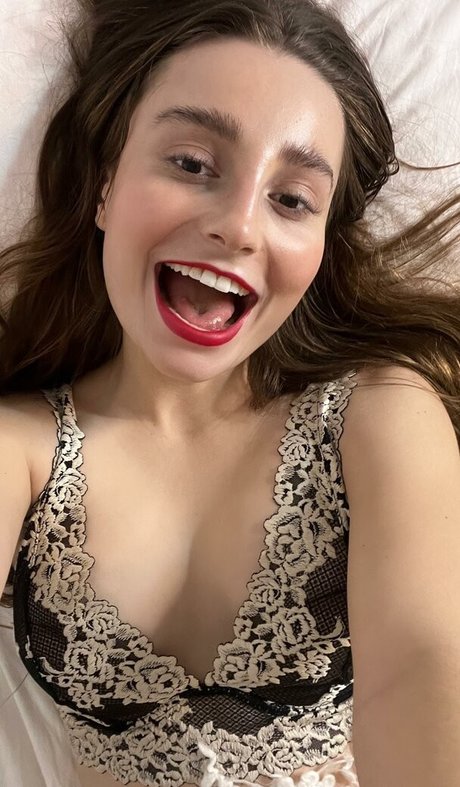 lucajaro beautiful actress pics