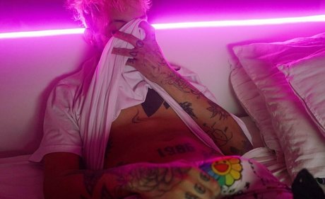 freelove666 adult star picture