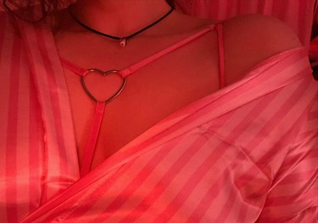 side snick xxx pornstar picture