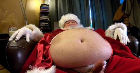 underthegut model exclusive pic