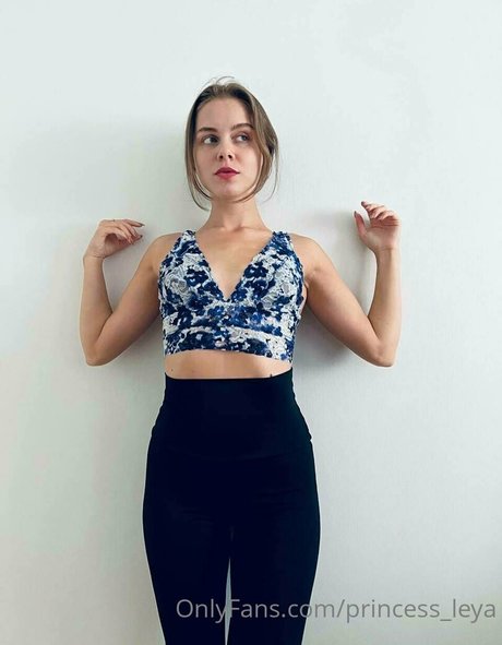 princess leya hot star pics