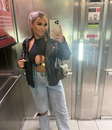 Brittany T pornographic actress pictures