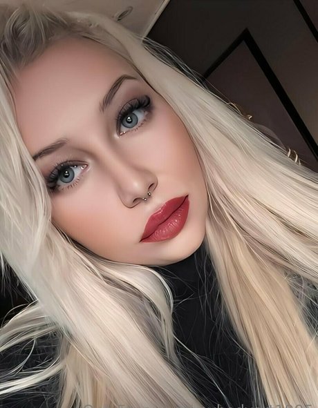 mybodyart1995 model high quality picture