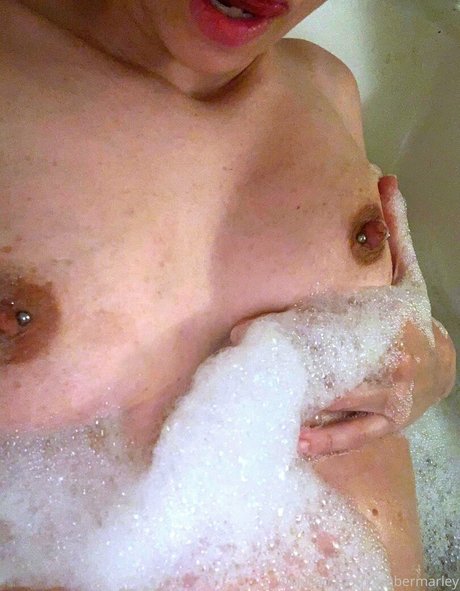 embermarley pretty actress galleries