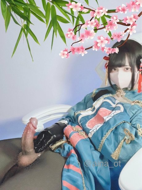 aina ot model sexy photo