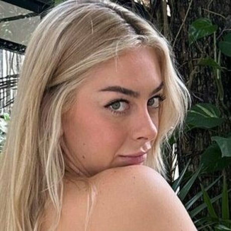 ashleycherry18 best model picture