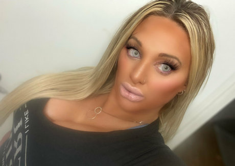 curvy babe onlyfans hd pic