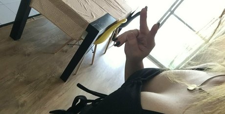 stefanyfreitass star adult pictures