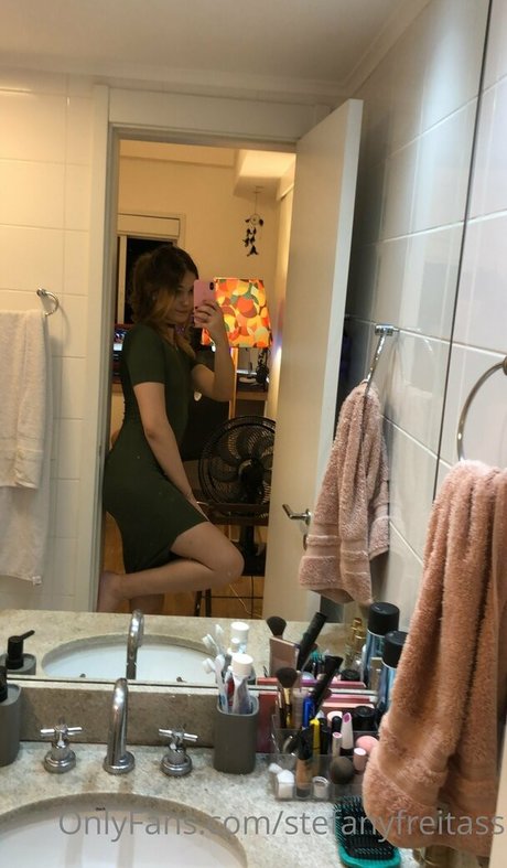 stefanyfreitass model sex archive