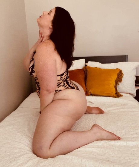 big tits mom onlyfans pretty img