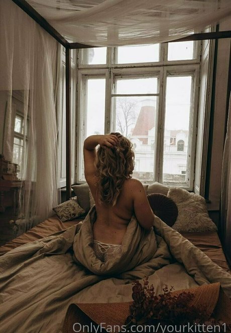 yourkitten1 model pornographic pics