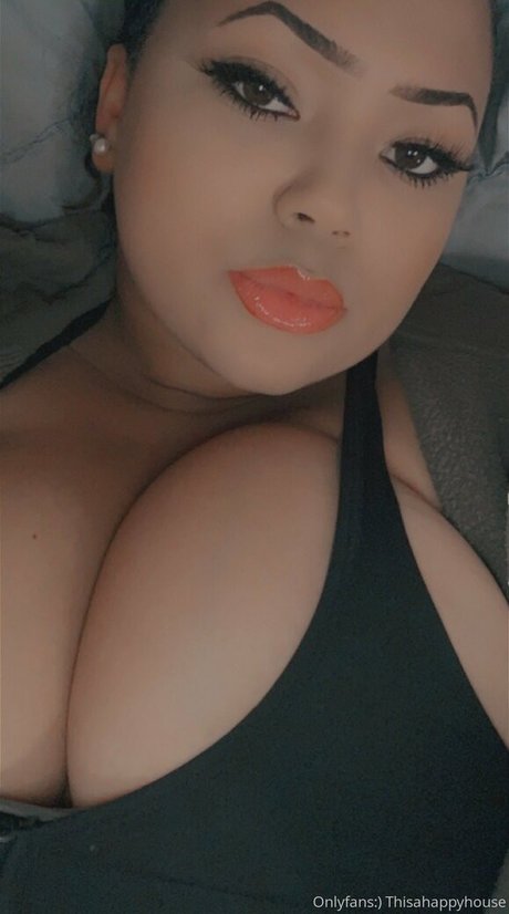 thisahappyhouse model top images