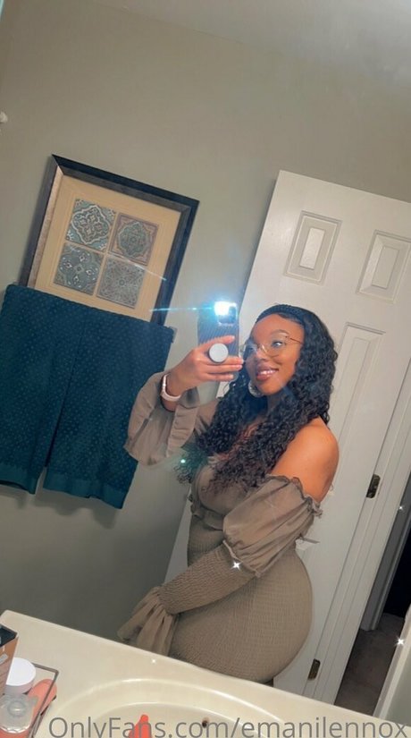 emanilennox pornstar pretty pic