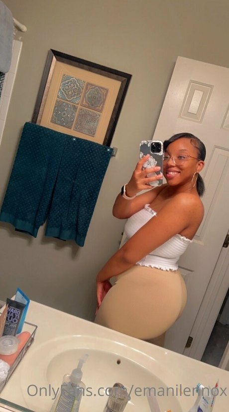 emanilennox model nudes gallery