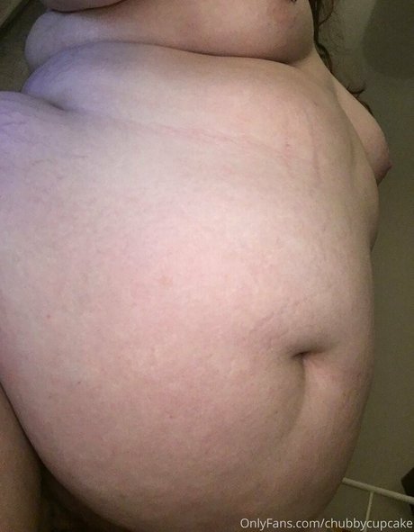 chubbycupcake model pic