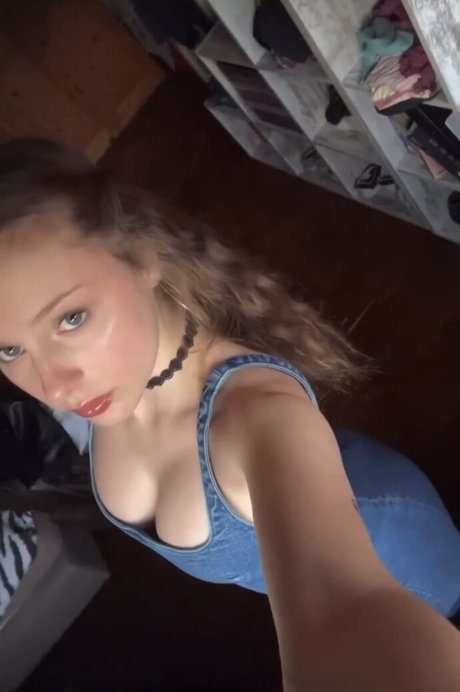 Trinitysdc hot star pics