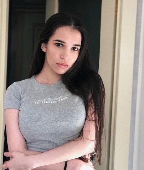 Kamilla Karieva top star photos