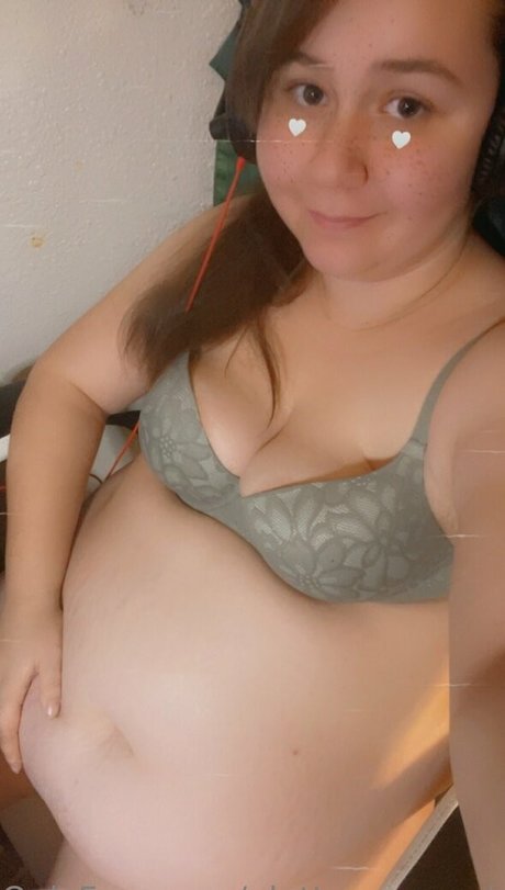 gluttonoussquid star naked image