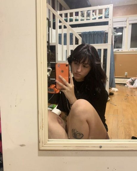 rhiannnonrose beautiful actress img