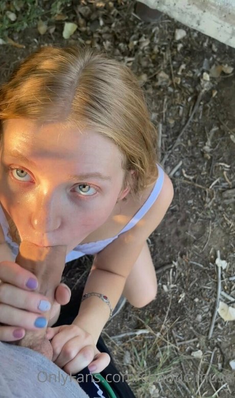 chaotic muse model exclusive picture