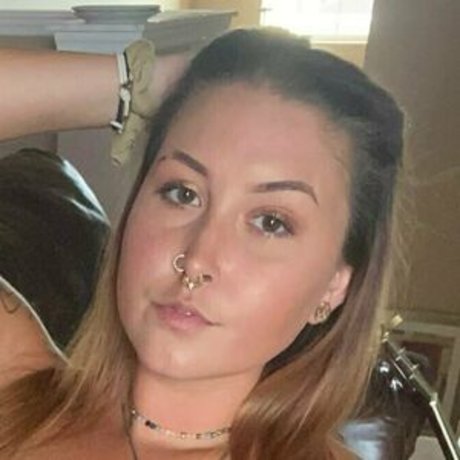 ScarlettJade214 high quality pornstar pics