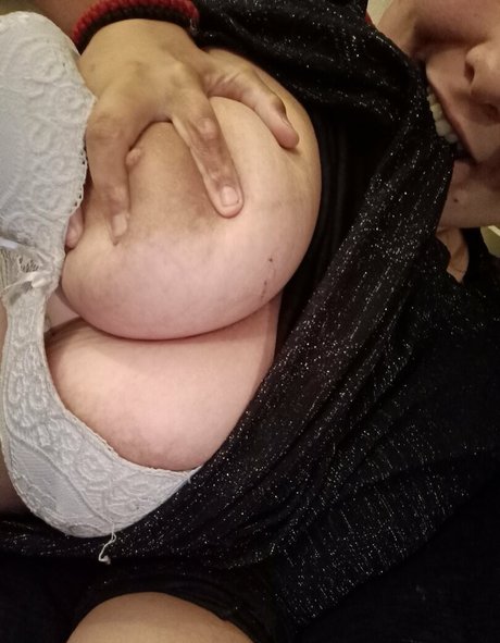 mocnakorusia naked actress img