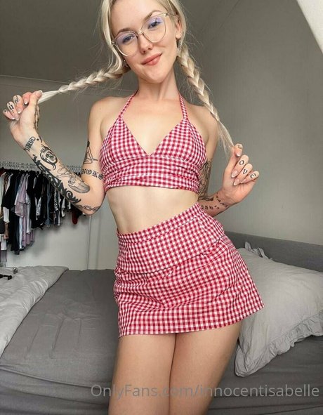 innocentisabelle model pictures