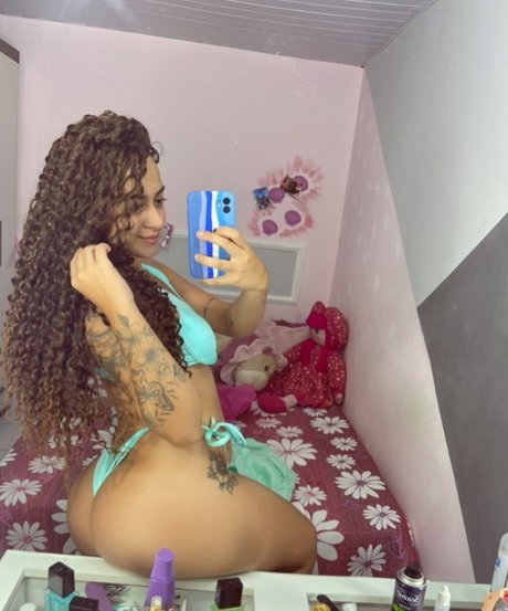 Amanda Ribeiro best star archive