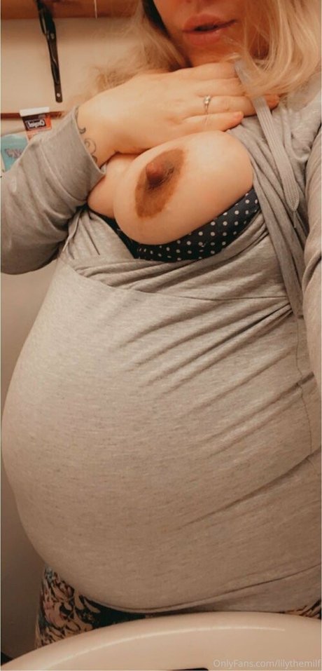 lilythemilf pornstar hd photo