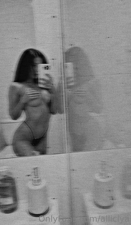 alliciya best pornstar image