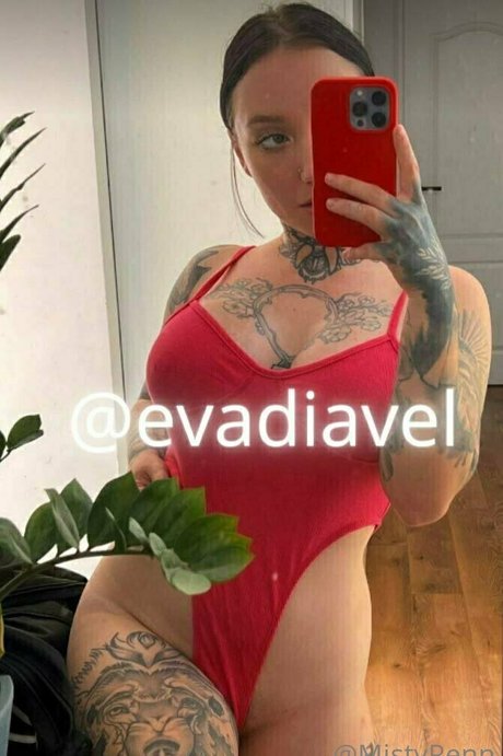 mistyxrenn star hot photo