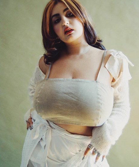 chippynonstopof porn actress archive