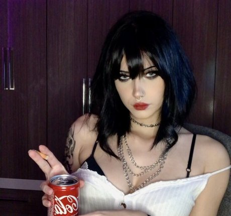 Asttaroth naked model images