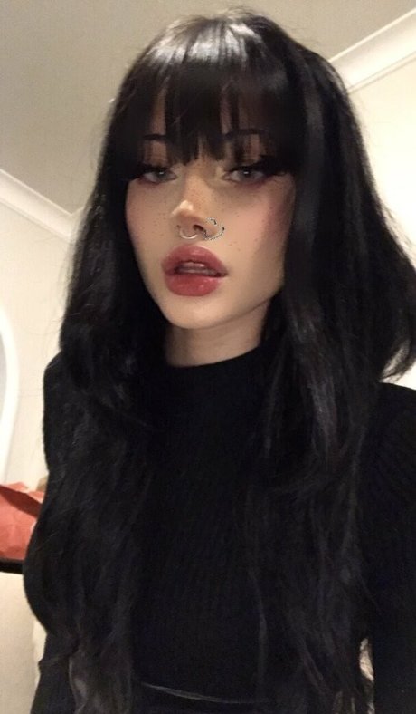 Asttaroth erotic pornstar gallery