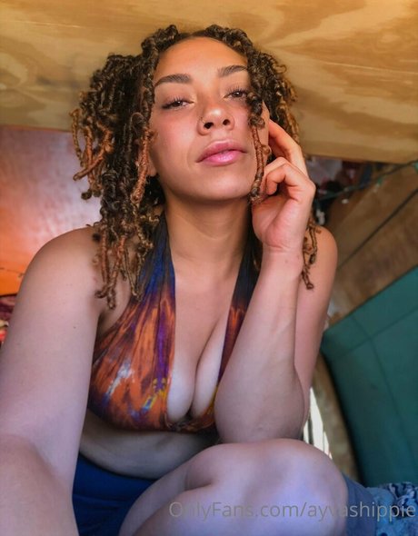 ayvashippie hot pornstar gallery