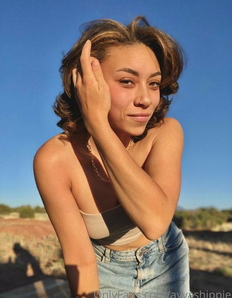 ayvashippie model free img