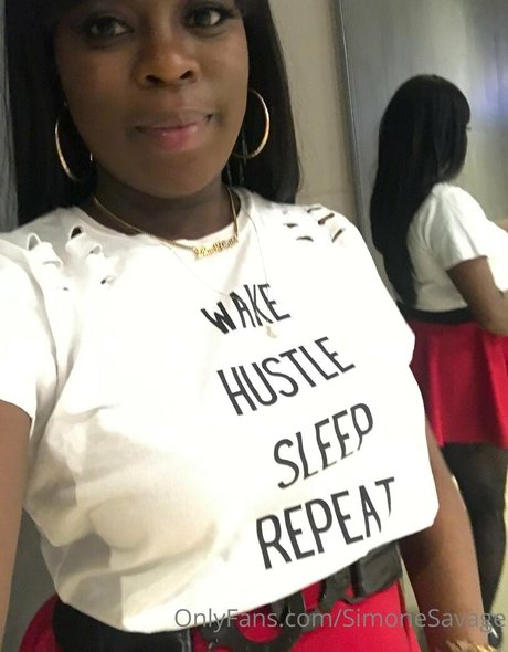 simonesavage star top photos