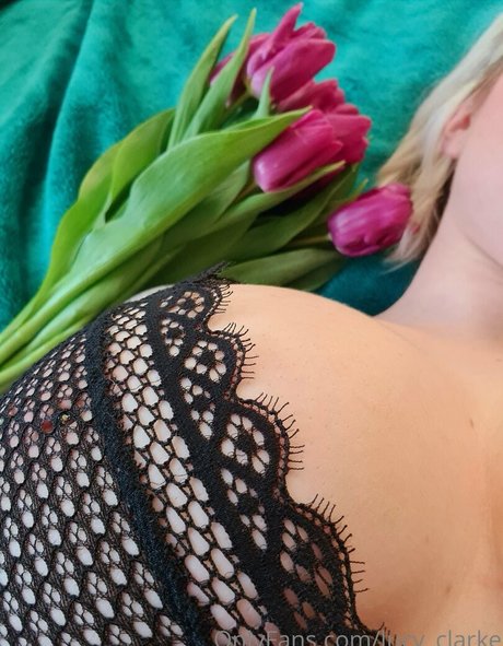 lucy clarke pornographic actress photo