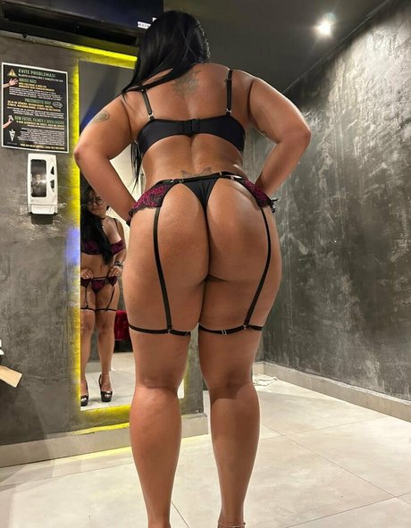 Angel Hotwife nudes actress picture