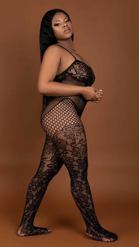 ChariseTheGoat hot star image