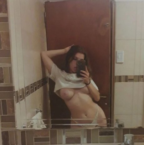 Victoria Biocca sexy model img