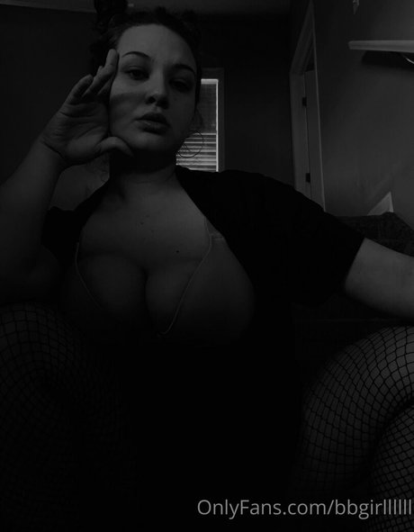 urfavslxtt model sex pics