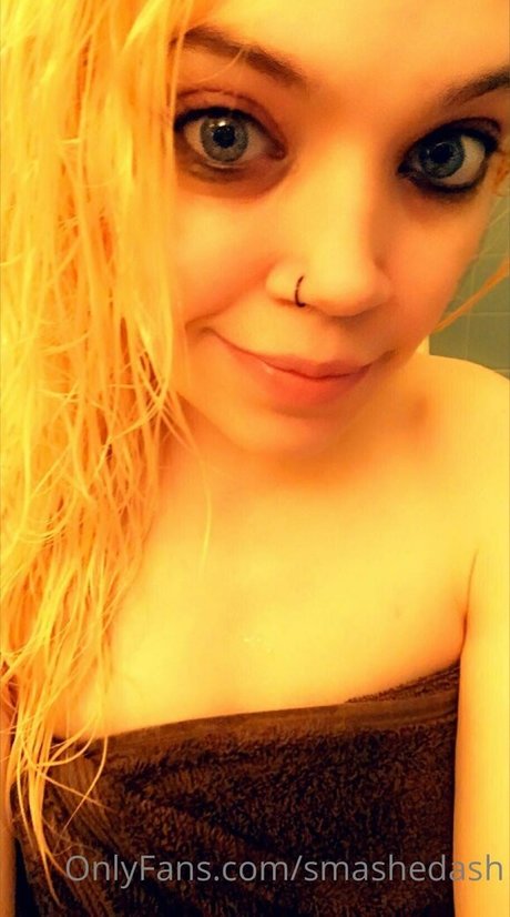 smashedash star nude image