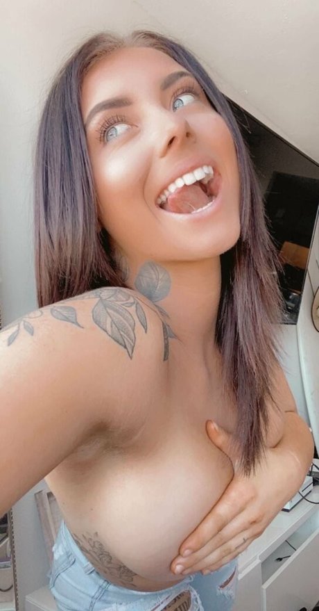 kerynfaith nude star gallery