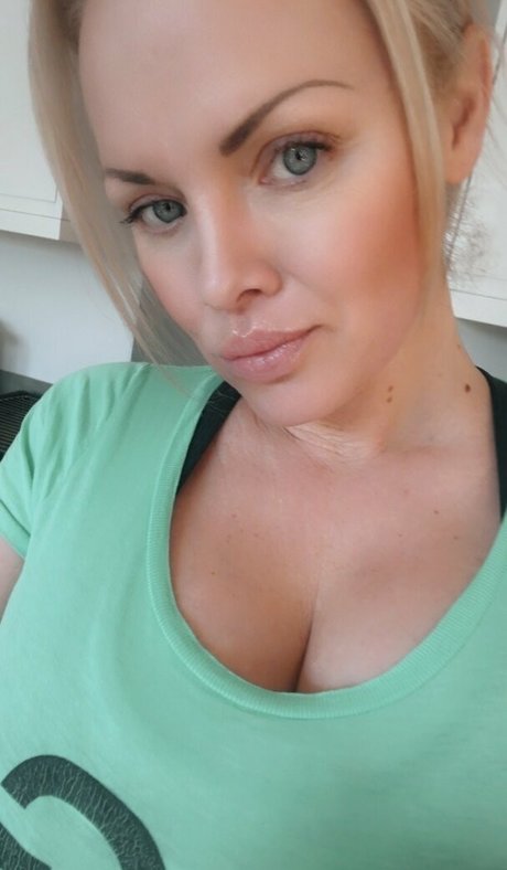 frankiebabexxx sex star pics