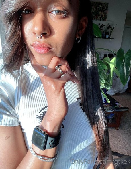 qtkek pornstar photos