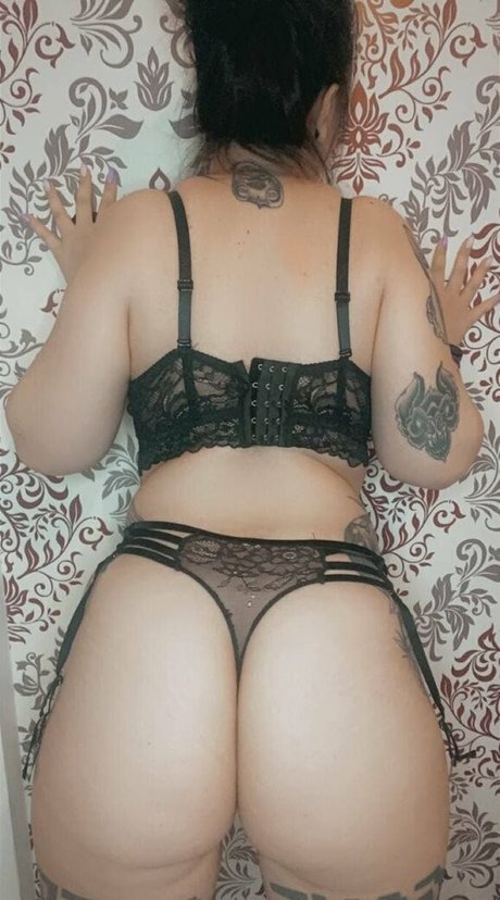 mila1cute model naked image