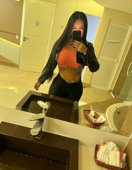 Cintia Yang nice star pic